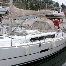 Dufour 350