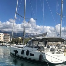 Beneteau Oceanis 46
