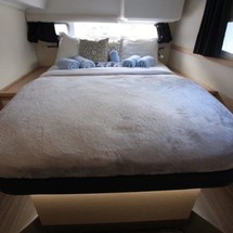 Fountaine Pajot Helia 44