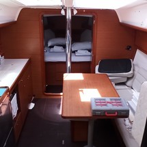 Dufour 382