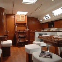 Beneteau Oceanis 48