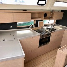Beneteau Oceanis 46
