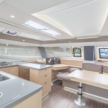 Fountaine Pajot Helia 44