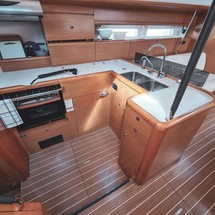 Jeanneau 53