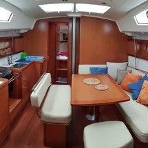 Beneteau Oceanis 43
