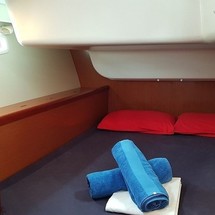 Beneteau Oceanis 43
