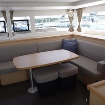 Lagoon 450 S