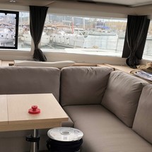 Fountaine Pajot Saona 47