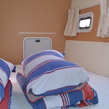 Lagoon 400