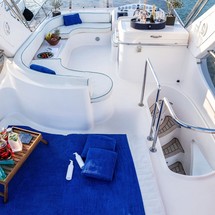 Majesty Yachts 50