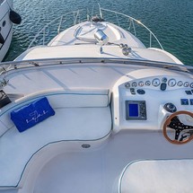 Majesty Yachts 50