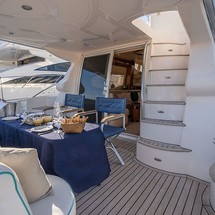 Majesty Yachts 50