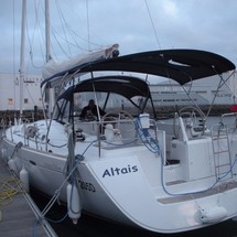 Beneteau Oceanis 54