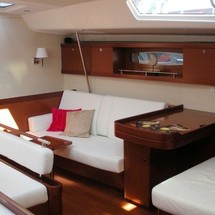 Beneteau Oceanis 54