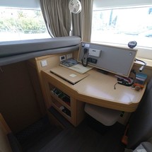 Lagoon 450 F