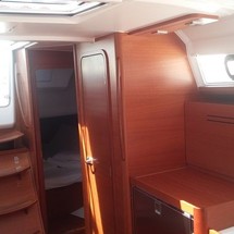 Dufour 382