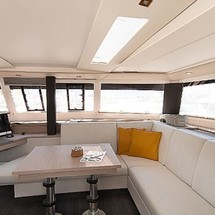 Fountaine Pajot Saona 47