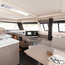 Fountaine Pajot Saona 47