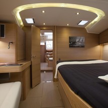 Dufour 560