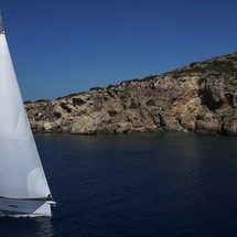 Dufour 560