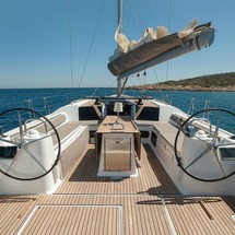 Dufour 560