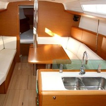Jeanneau Sun Odyssey 389