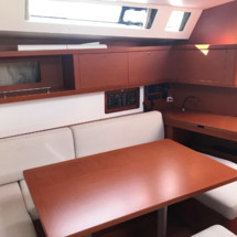 Beneteau Oceanis 45