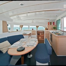 Lagoon 380 S2