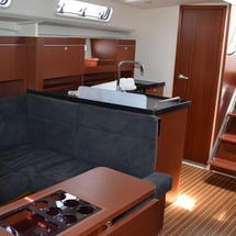 Hanse 415