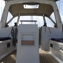 Beneteau Oceanis 38