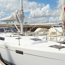 Hanse 415