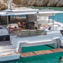 Fountaine Pajot Astréa 42