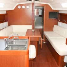 Beneteau Oceanis 34