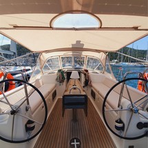 Dufour 405