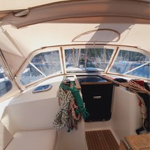 Dufour 405