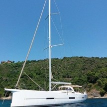 Dufour 560