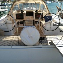 Dufour 560