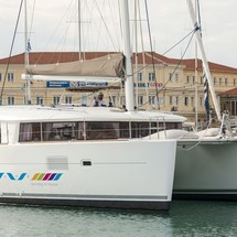 Lagoon 400 S2
