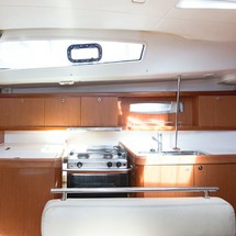 Beneteau Oceanis 43