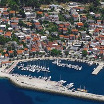 Beneteau Oceanis 43