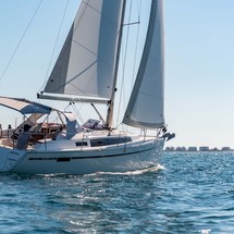 Bavaria CRUISER 34