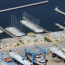 Hanse 418
