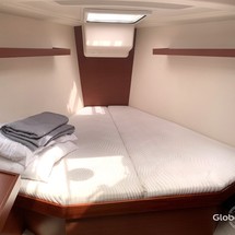 Hanse 418