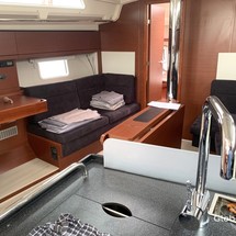Hanse 418