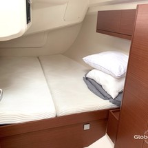 Hanse 418