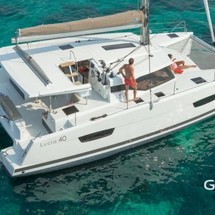 Fountaine Pajot Lucia 40