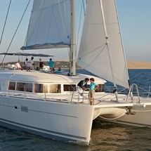 Lagoon 620