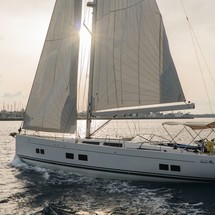 Hanse 588