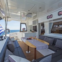 Lagoon 500
