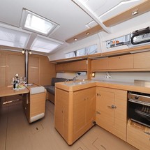 Dufour 382